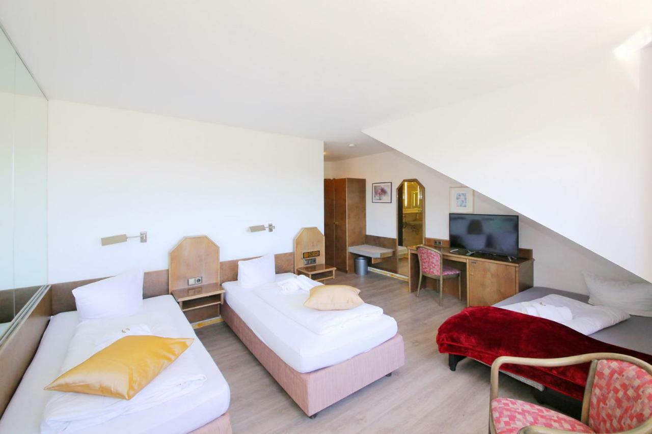 Hotel Kick Rauenberg  エクステリア 写真